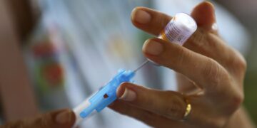 Covid-19: Distrito Federal vacinará adolescentes de 14 e 15 anos