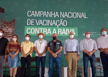 Saúde promove Dia “D” de vacina antirrábica na fronteira com a Bolívia