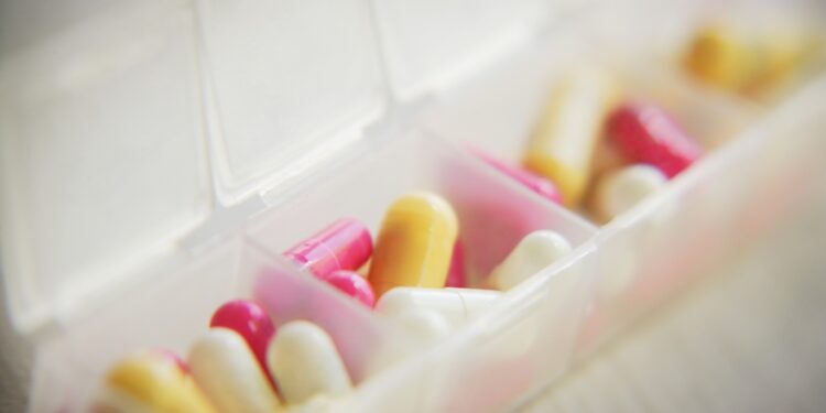 Descubra os cuidados que deve ter ao fazer uso contínuo de remédios Descubra os cuidados que deve ter ao fazer uso contínuo de remédios