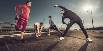 A importância de se alongar antes e depois das atividades físicas
